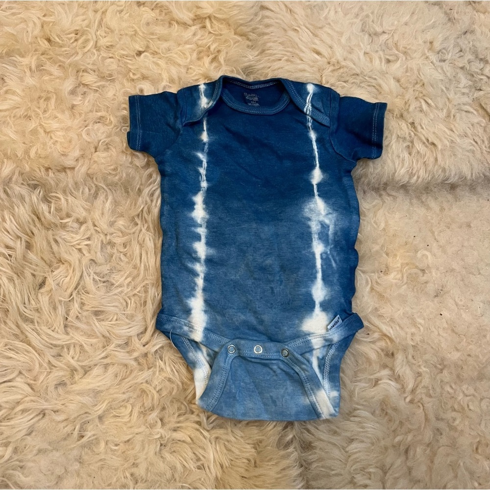 Gerber Tie Dye Onesie 18 months